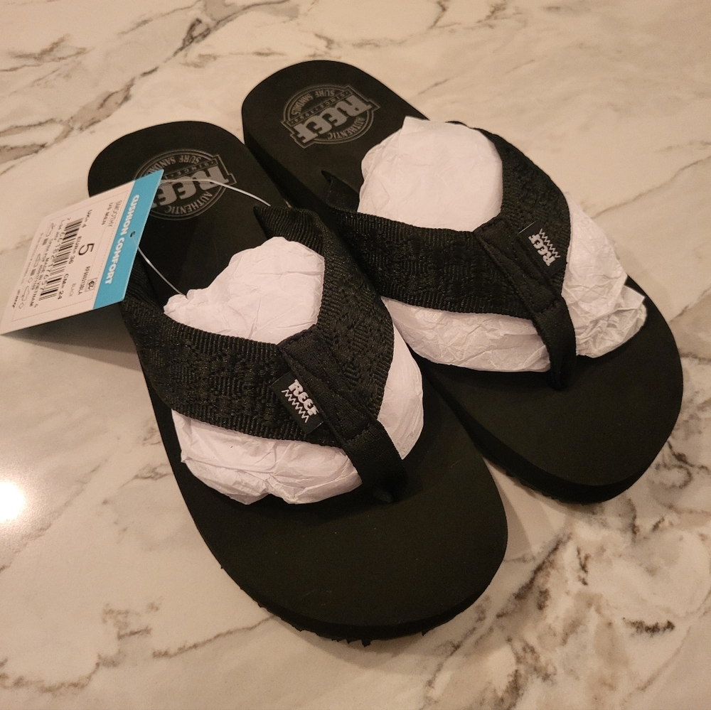 Black Reef Flip Flops